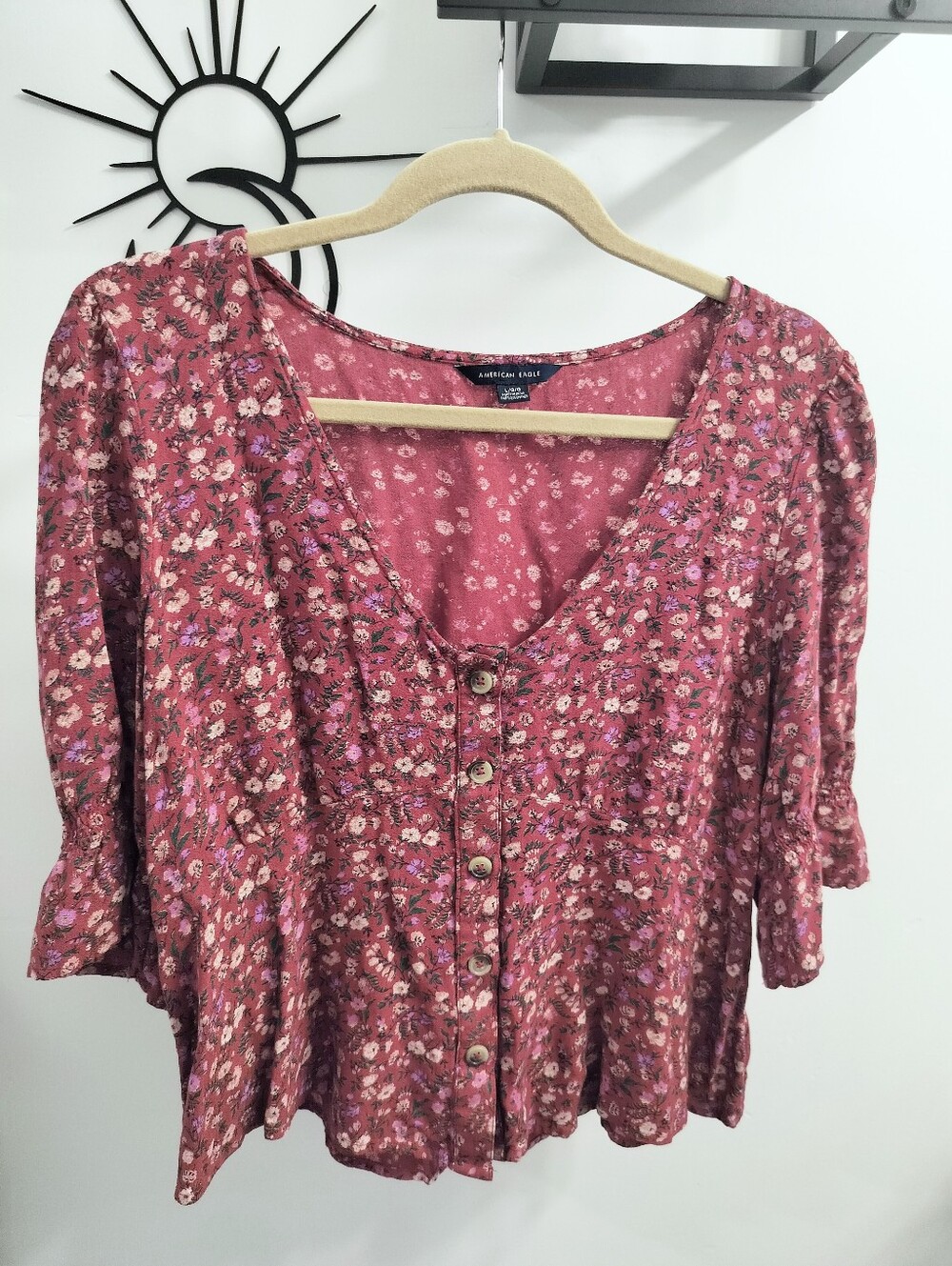 American Eagle Women's L Floral Button Front Blouse Puff Sleeve Pink Red Viscose